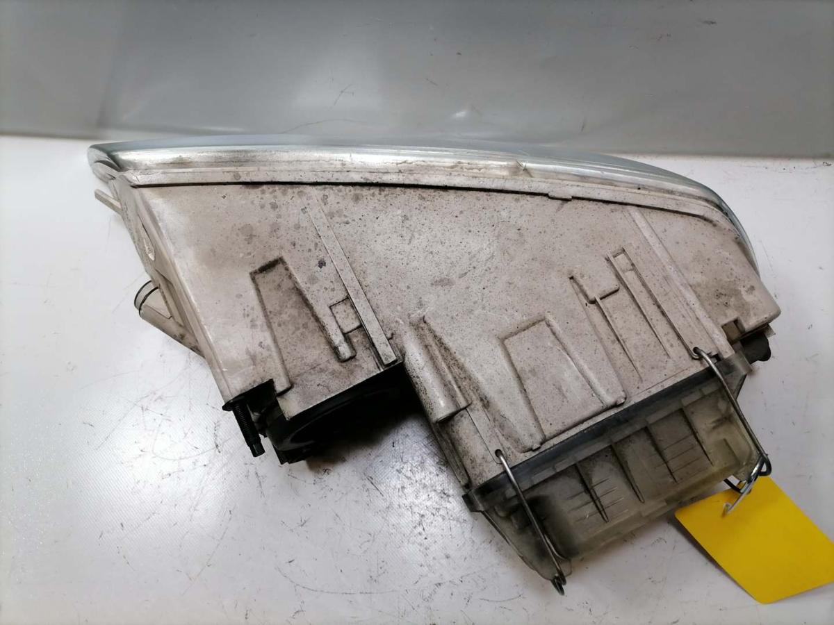 Skoda Octavia 2 original Scheinwerfer vorn rechts Halogen Bj.2005